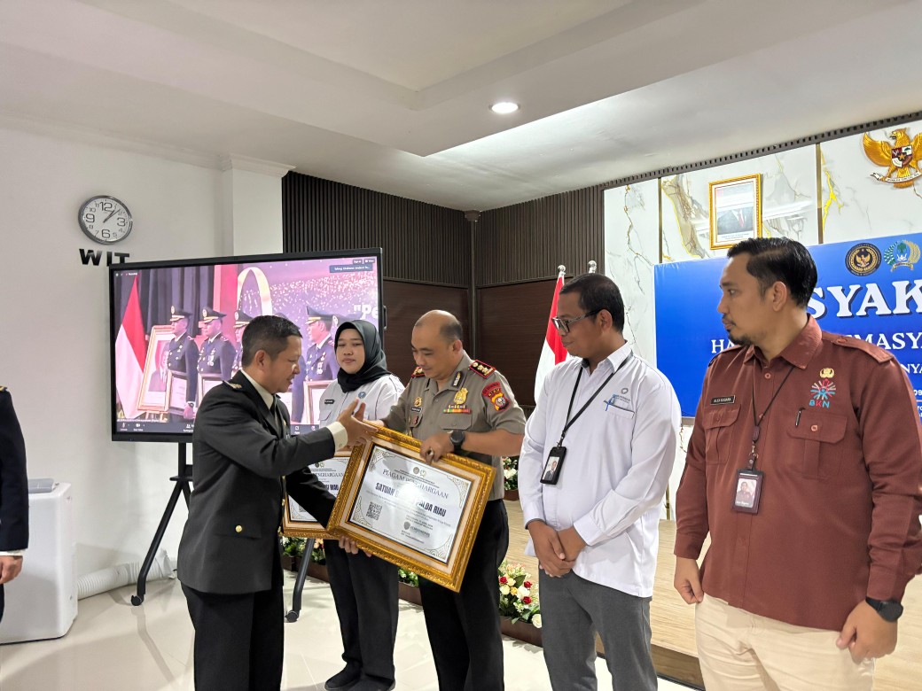 Brimob Polda Riau Raih Penghargaan di Hari Bakti Pemasyarakatan ke-62