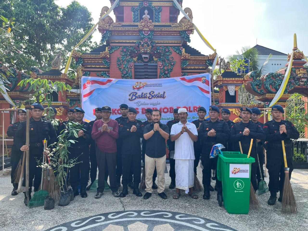 Jelang HUT ke-81, Brimob Polda Riau Perkuat Kepedulian Lewat Aksi Sosial