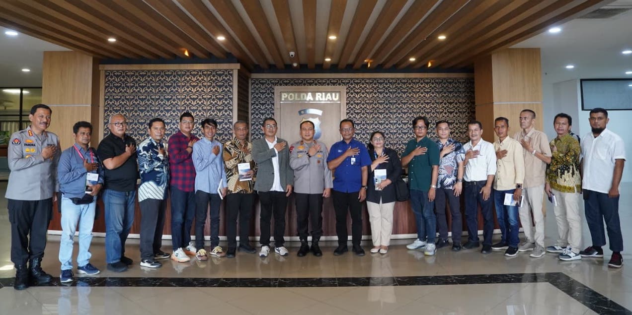 Gandeng Forum Pemred, Kapolda Riau Bahas Karhutla, Narkoba hingga BBM