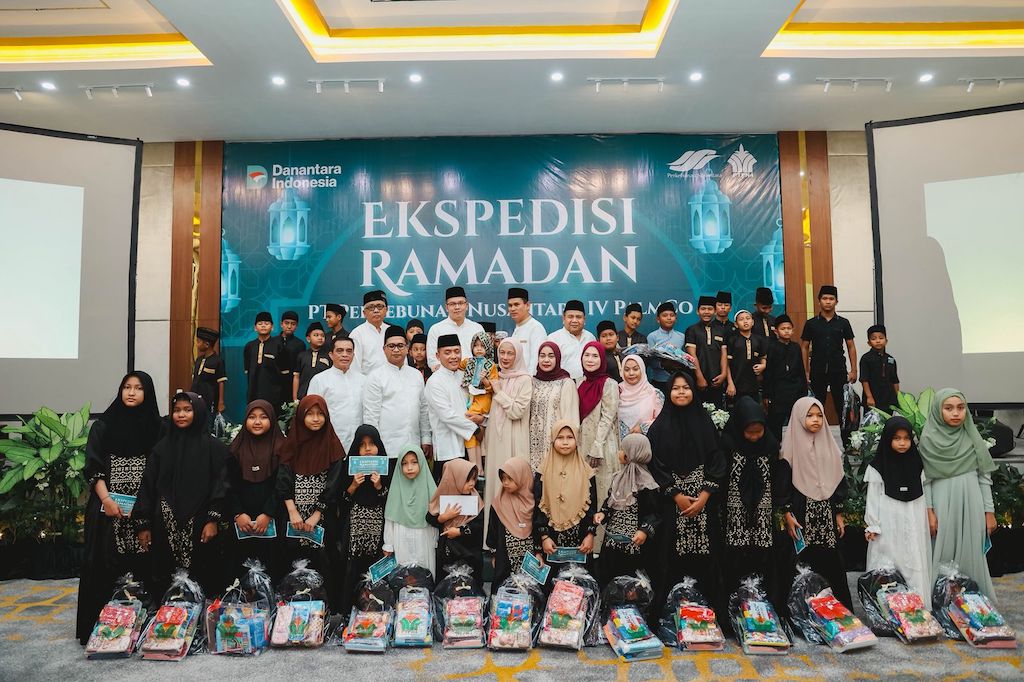 Safari Ramadan PalmCo Tiba di Pekanbaru, Dirut Santuni 76 Anak Yatim