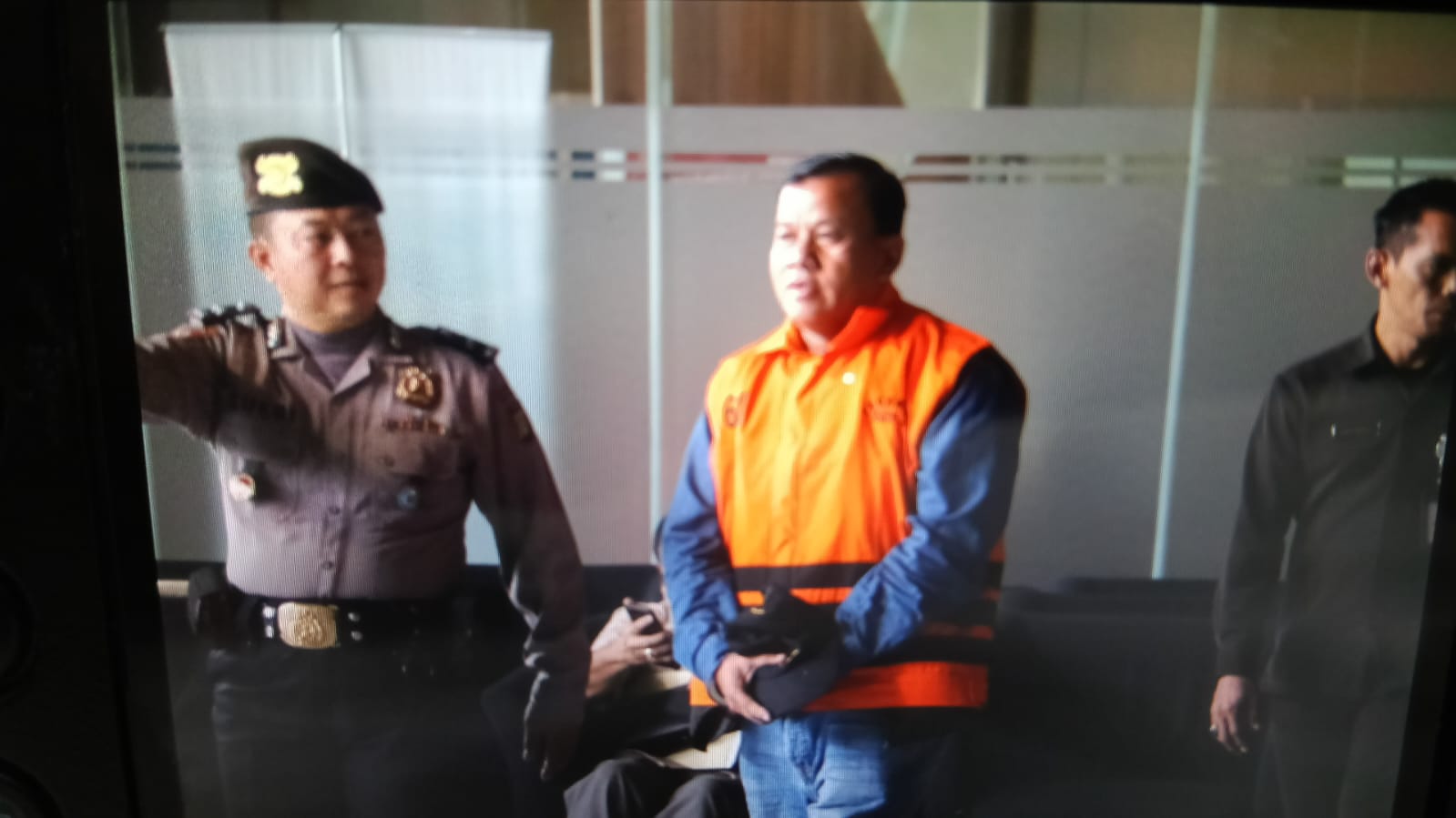 KPK Telusuri Dugaan Aliran Uang Suap ke Istri Muda Bupati Kuansing