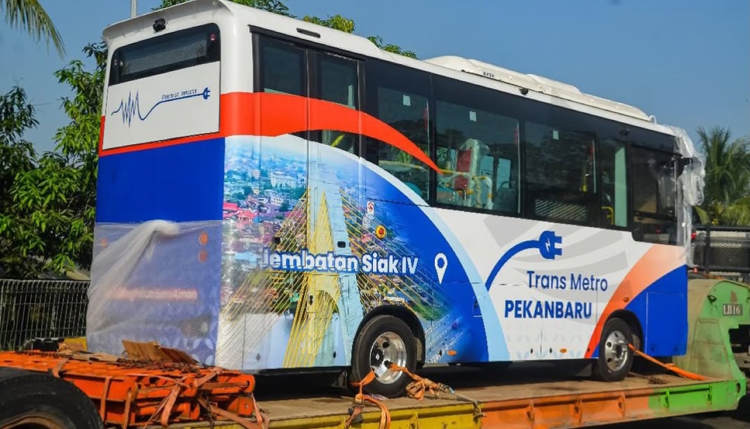 Tekan Emisi Tranportasi Darat, Pemko Pekanbaru Operasionalkan 16 Bus Listrik Tahun ini