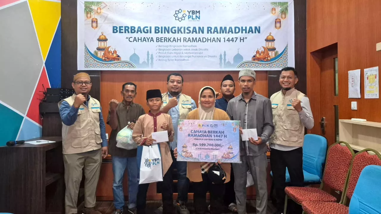 YBM PLN Salurkan Cahaya Berkah Ramadan di Rengat