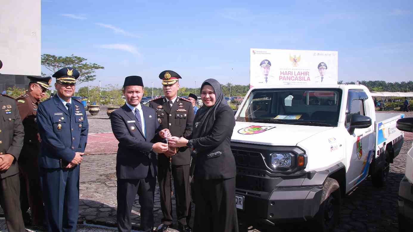 Bantu Jaga Kebersihan Lingkungan, Setiap Kecamatan di Pekanbaru Dapat Operasional Pickup 