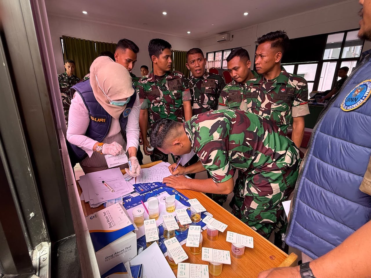 BNNK Pekanbaru Tes Urine Personel Ajendam, Semua Negatif Narkoba