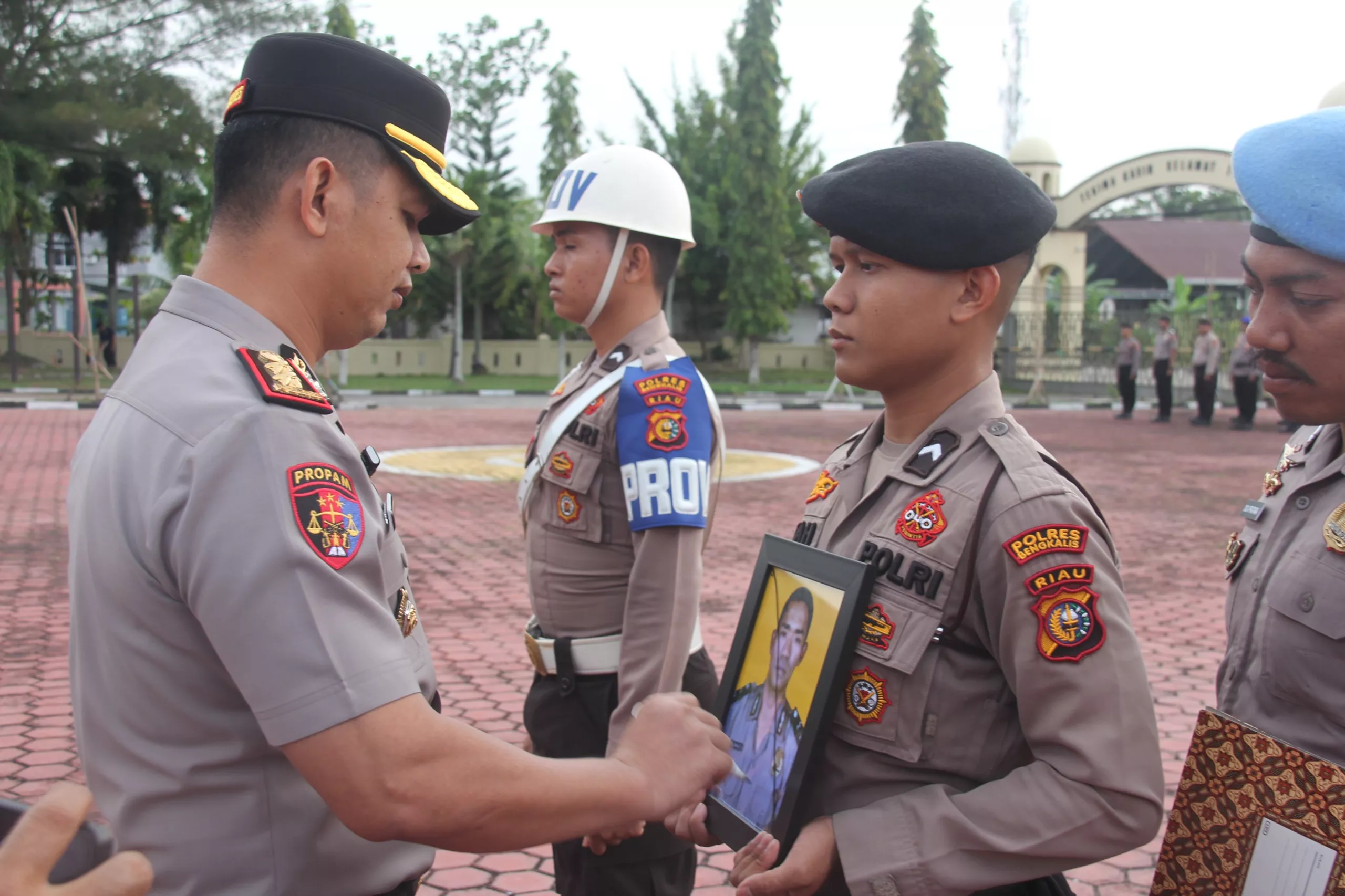 Tiga Dalam Proses, Anggota Propam Polres Bengkalis Dipecat Tidak Hormat