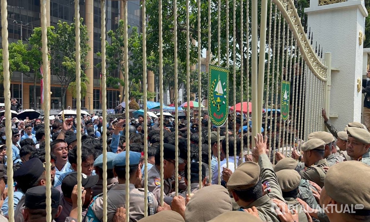 Merasa Jadi Tameng, Massa BEM Fisip Unri Memilih Mundur
