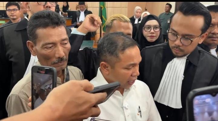 Sidang Perdana, Abdul Wahid Sebut Ada Kejanggalan Dakwaan KPK