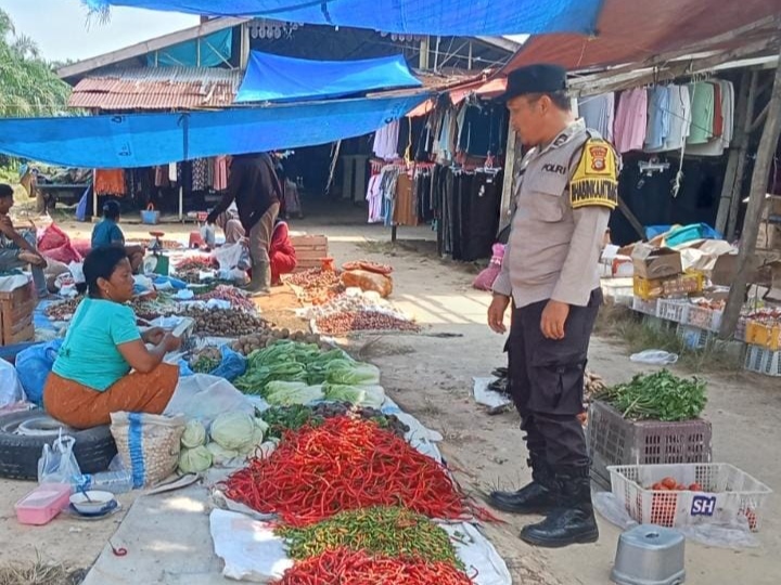Cegah Kriminalitas, Polsek Rimba Melintang Patroli KRYD di Pasar Selasa Jumrah