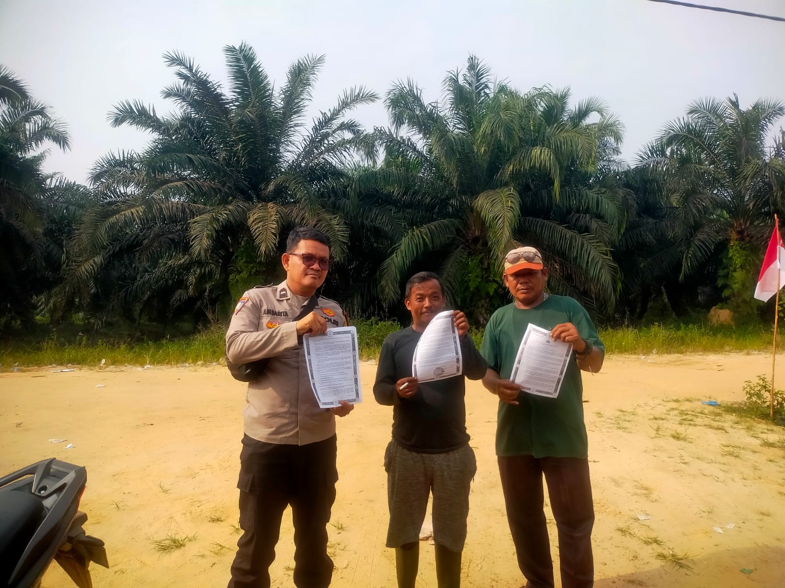 Cegah Karhutla, Polisi Sebar Maklumat Kapolda Riau ke Warga Bangko Pusako