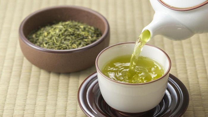 Kopi atau Teh Hijau, Mana yang Lebih Ampuh untuk Pangkas Berat Badan?