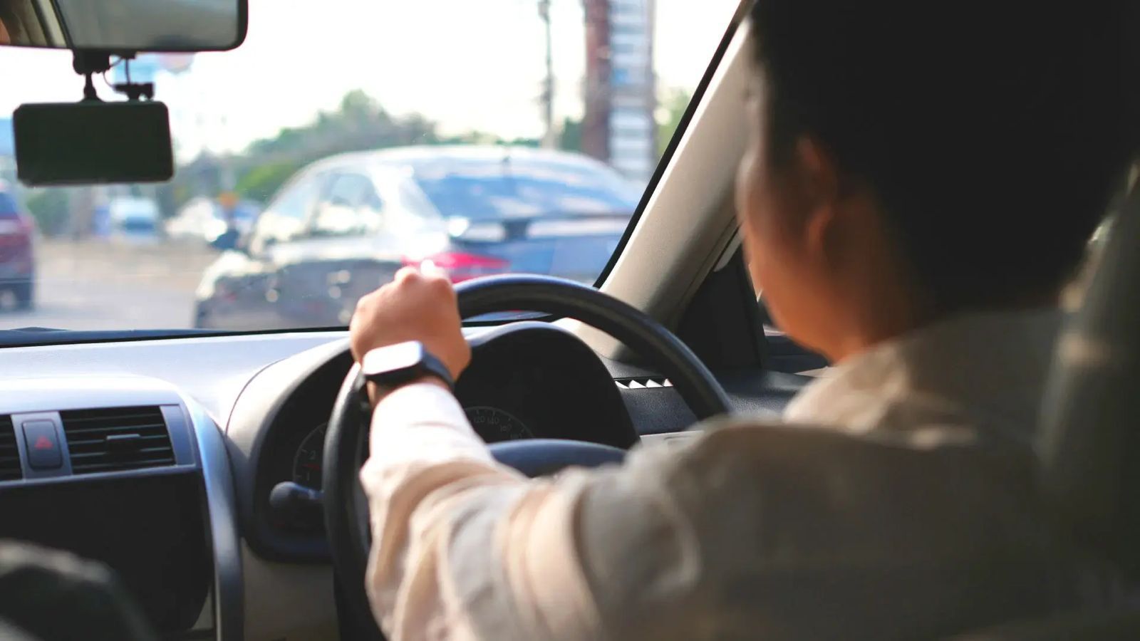 Istilah Defensive Driving dan Eco Driving yang Perlu Diketahui Pengemudi