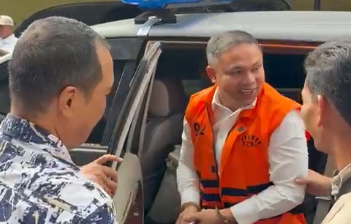 Gubernur Riau Nonaktif Abdul Wahid Jalani Sidang Perdana di PN Pekanbaru