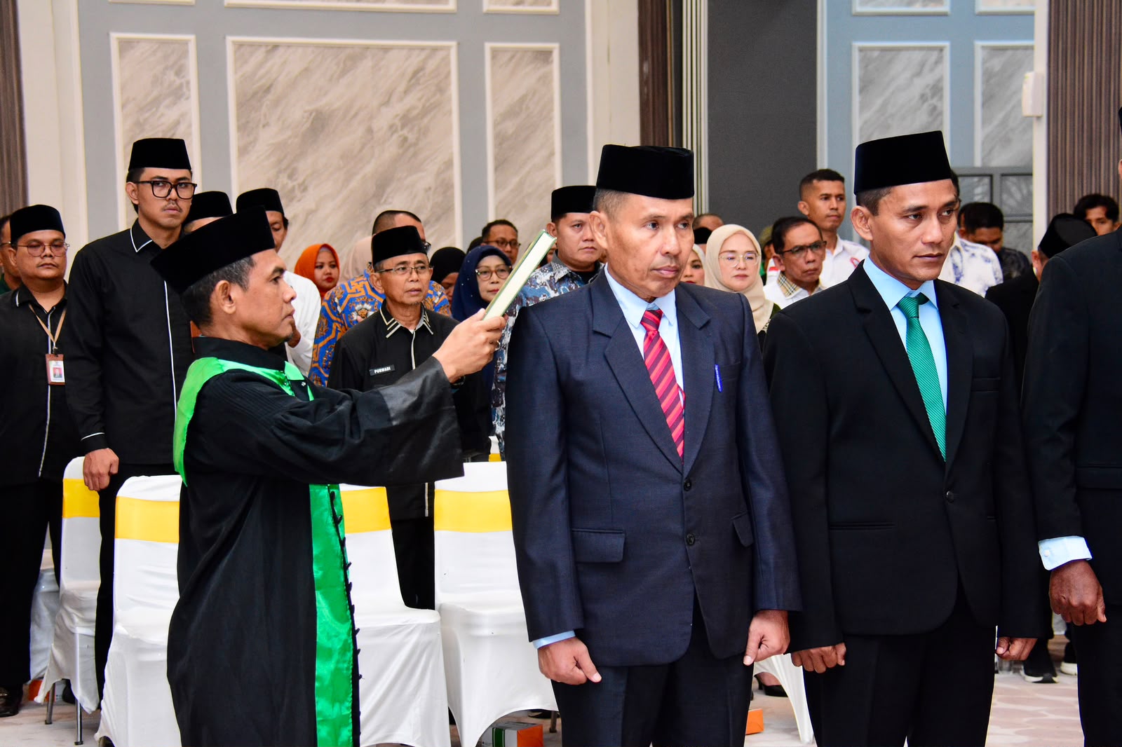 Bupati Ahmad Yuzar Lantik Arizon sebagai Ketua Baznas Kampar Periode 2026-2031