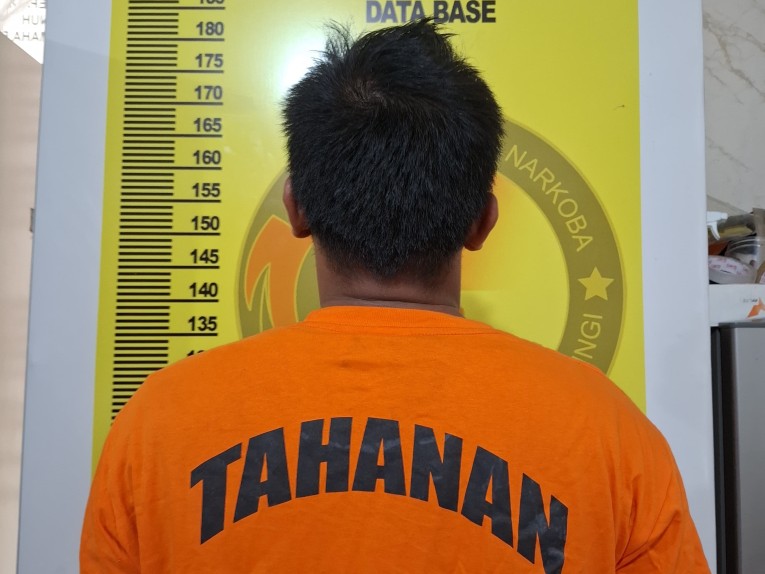 Pesan Sabu Secara Online di Kuansing, Polisi Tangkap Pelaku di Kebun Karet