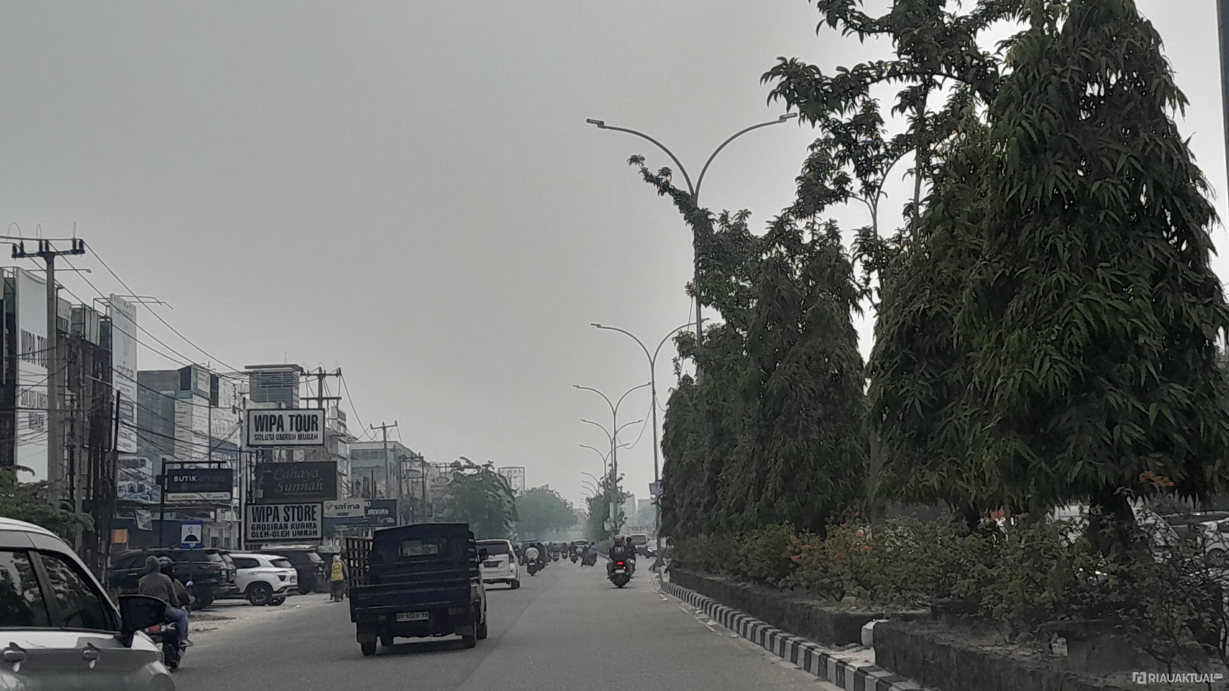 Kualitas Udara Pekanbaru Sangat Tidak Sehat, PM2.5 Capai 131,9 µg/m³