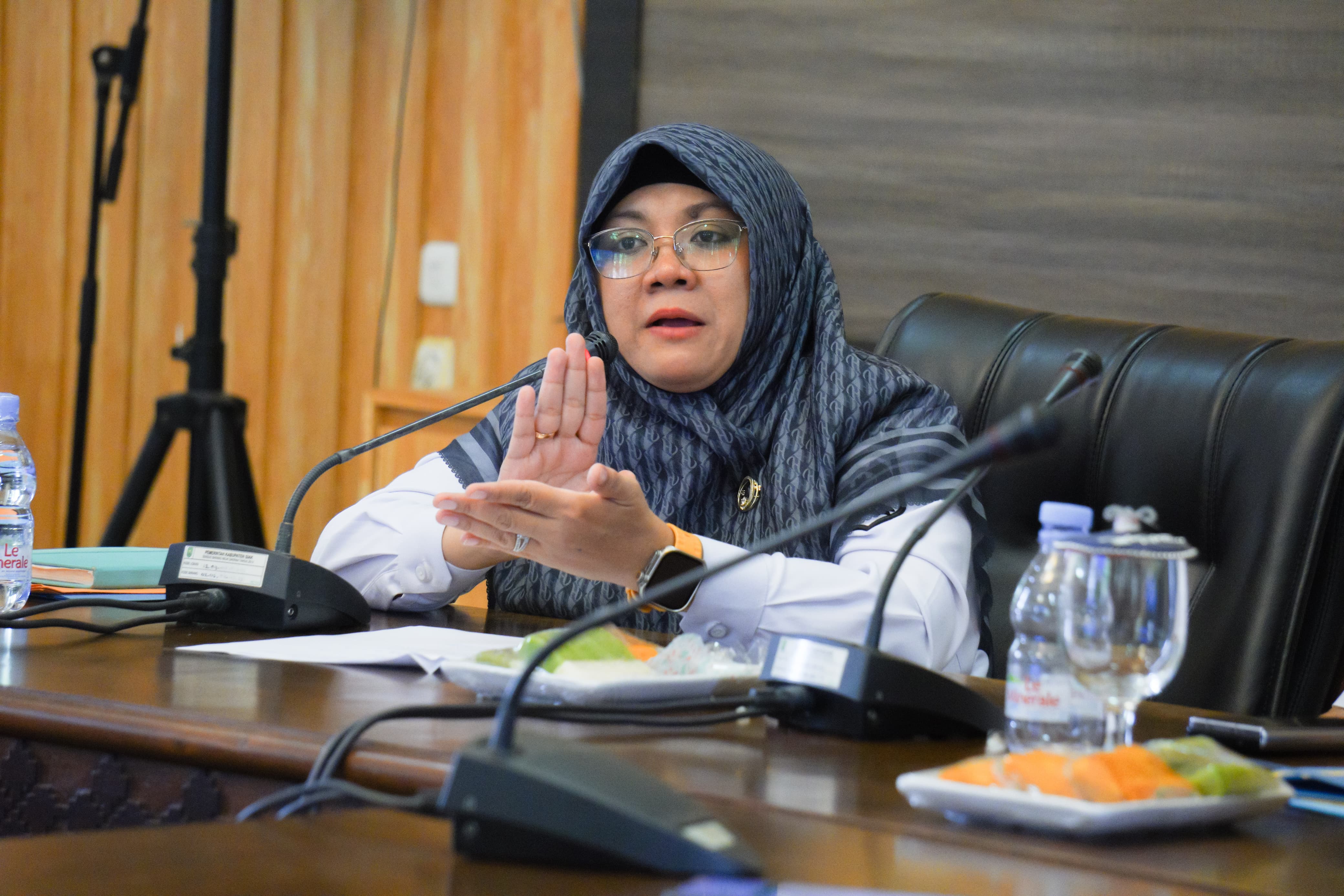 Harga Ayam Ras Melonjak di Siak, Bupati Afni Tepis Bukan karena MBG
