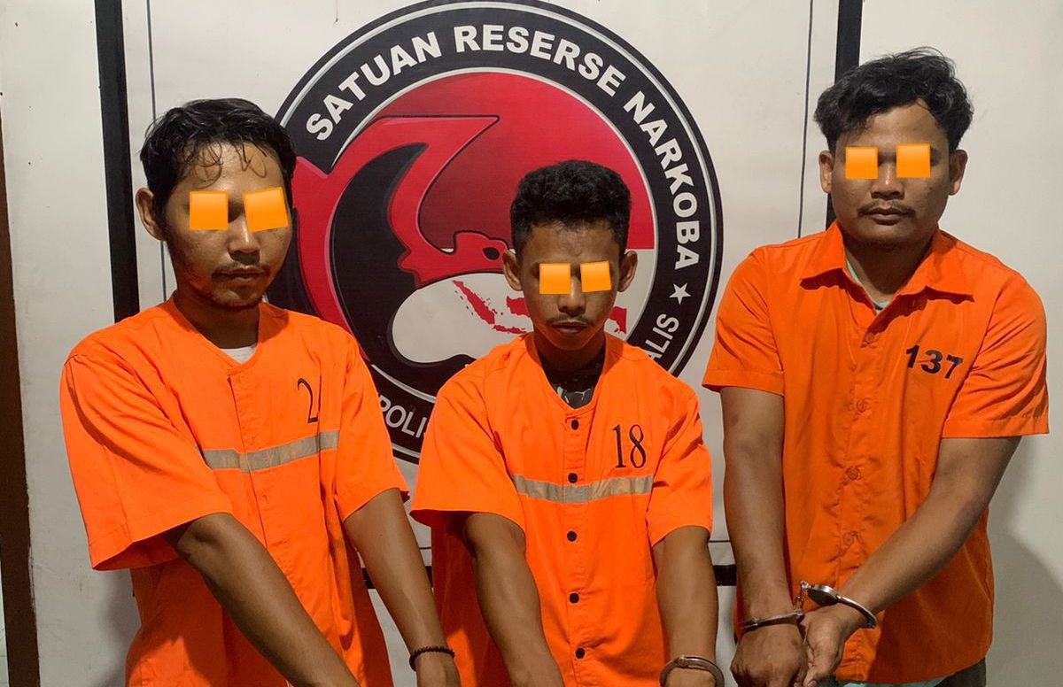 Digerebek di Rumah Kosong, Tiga Pria di Bengkalis Diduga Pesta Sabu dan Ganja