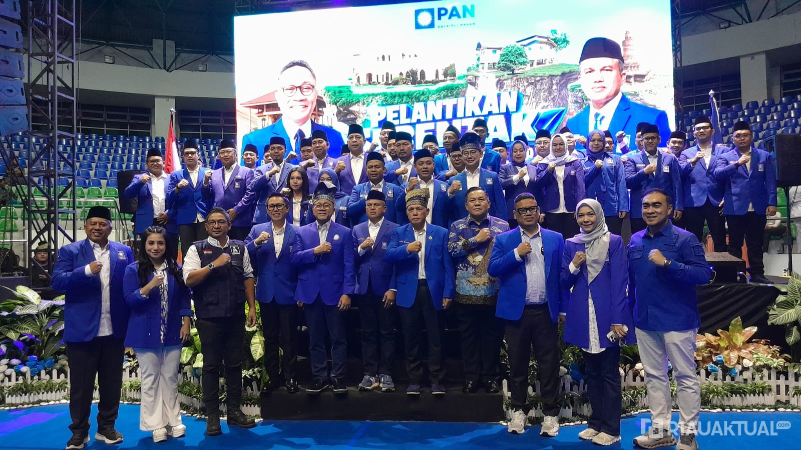 Zulhas Lantik Pengurus DPW PAN Riau, Target Rebut Kursi DPR RI hingga Perkuat Aspirasi Daerah