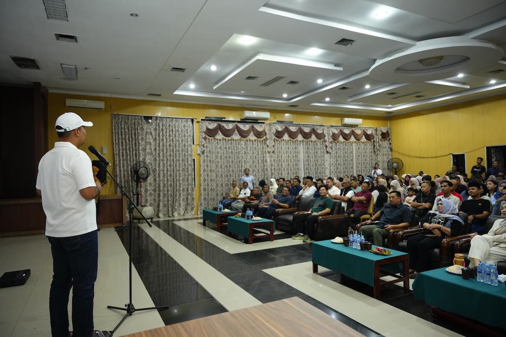 Nobar Film Kuyank, Bupati Inhu Ingin Rengat Punya Bioskop Permanen untuk Dongkrak Ekonomi Daerah