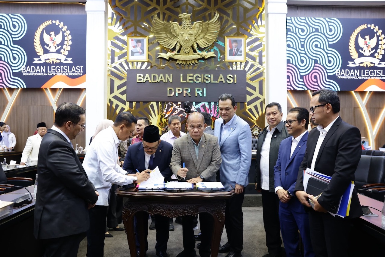 RUU Satu Data Indonesia Disepakati Panja DPR, Atur AI hingga Keamanan Siber