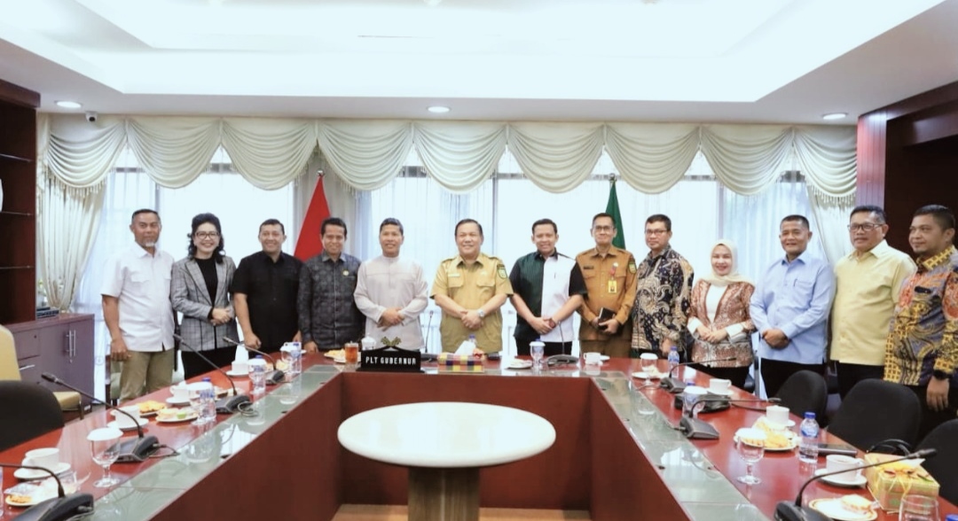 Optimalisasi PAD, Pansus DPRD Riau Audiensi dengan Plt Gubernur