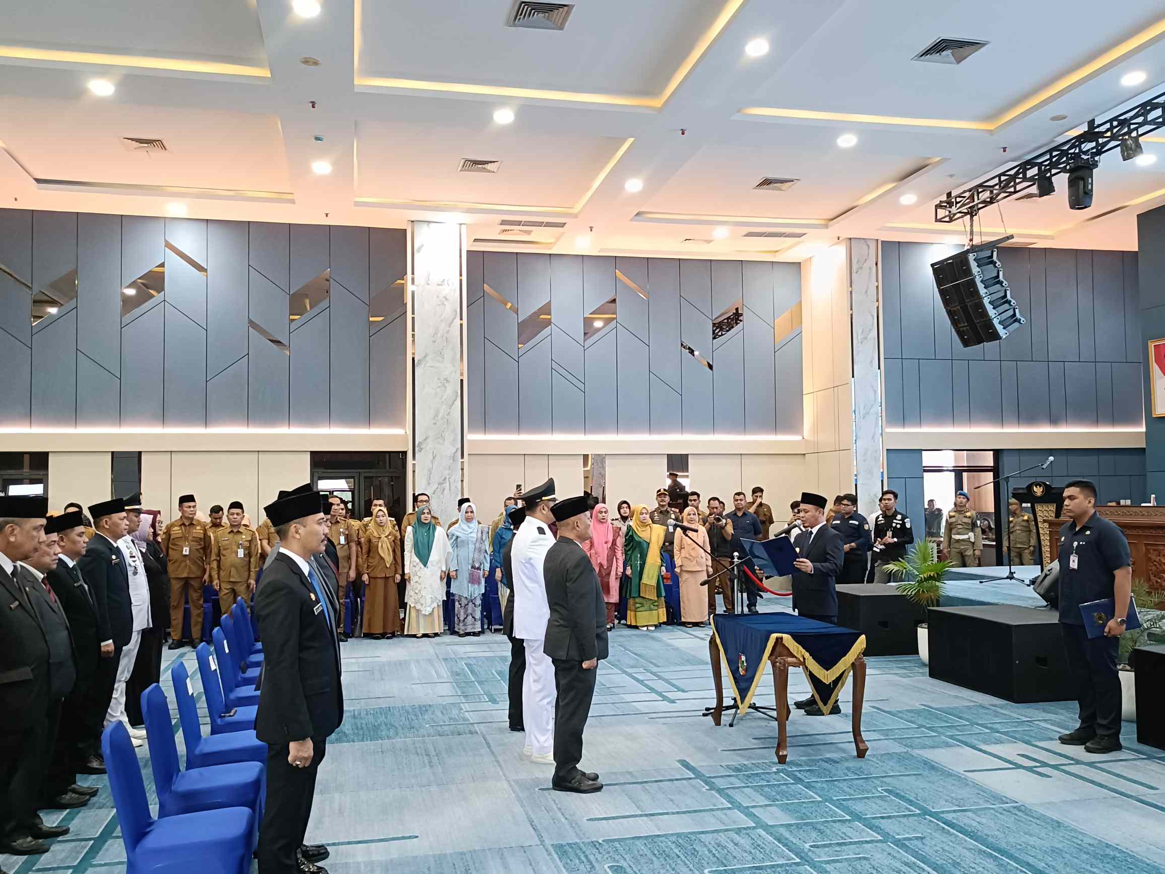 Wako Pekanbaru Lantik 43 Pejabat, Ada 5 Kadis dan 2 Camat