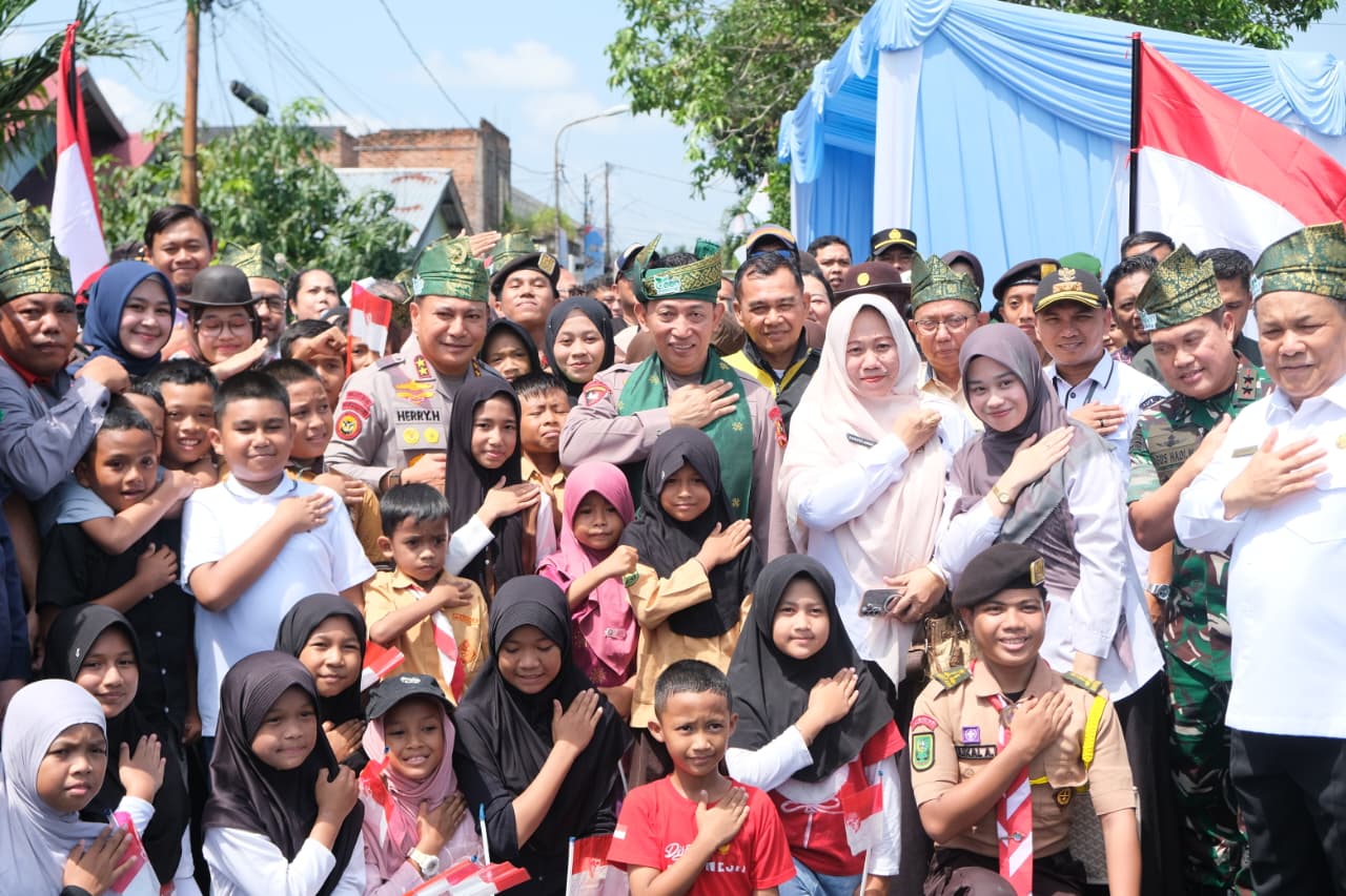 Kapolri Resmikan 80 Jembatan Merah Putih Presisi di Riau, Total Kini 110 Unit