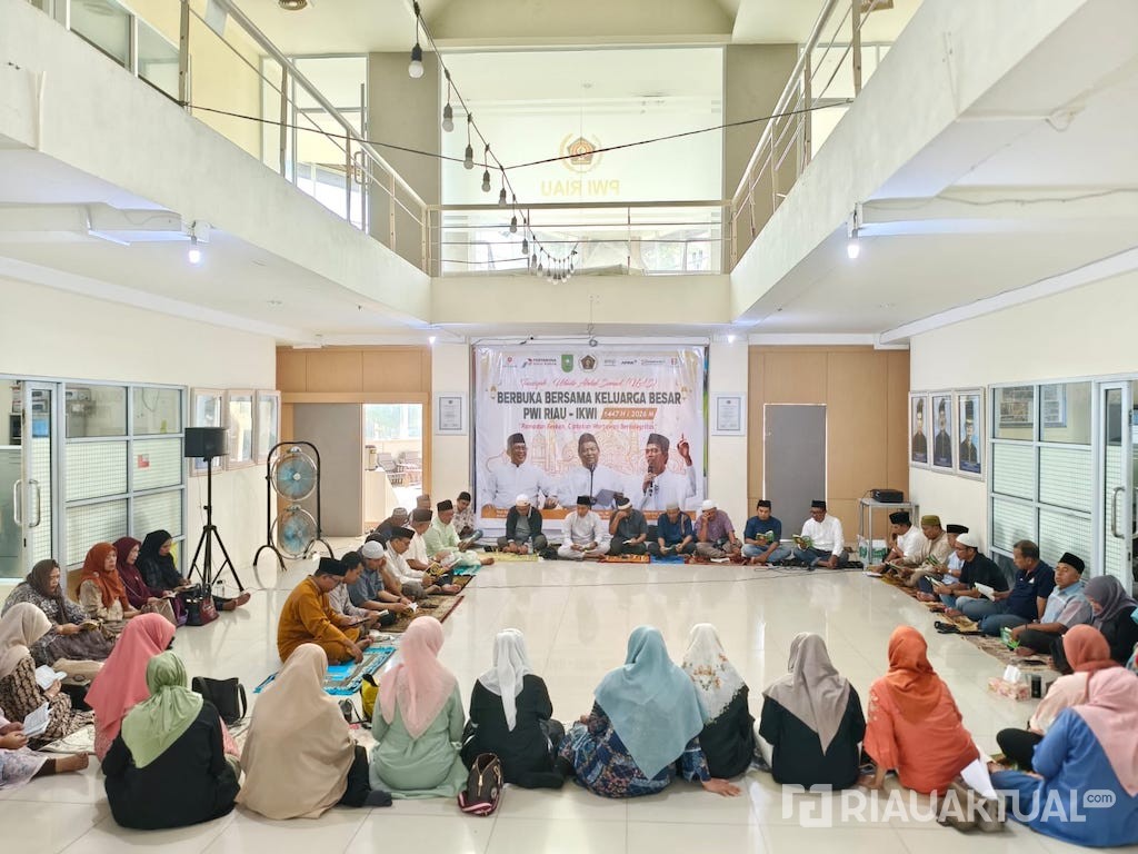 Tahlil Hari Ketujuh Zulmansyah Sekedang, PWI Riau Larut dalam Haru