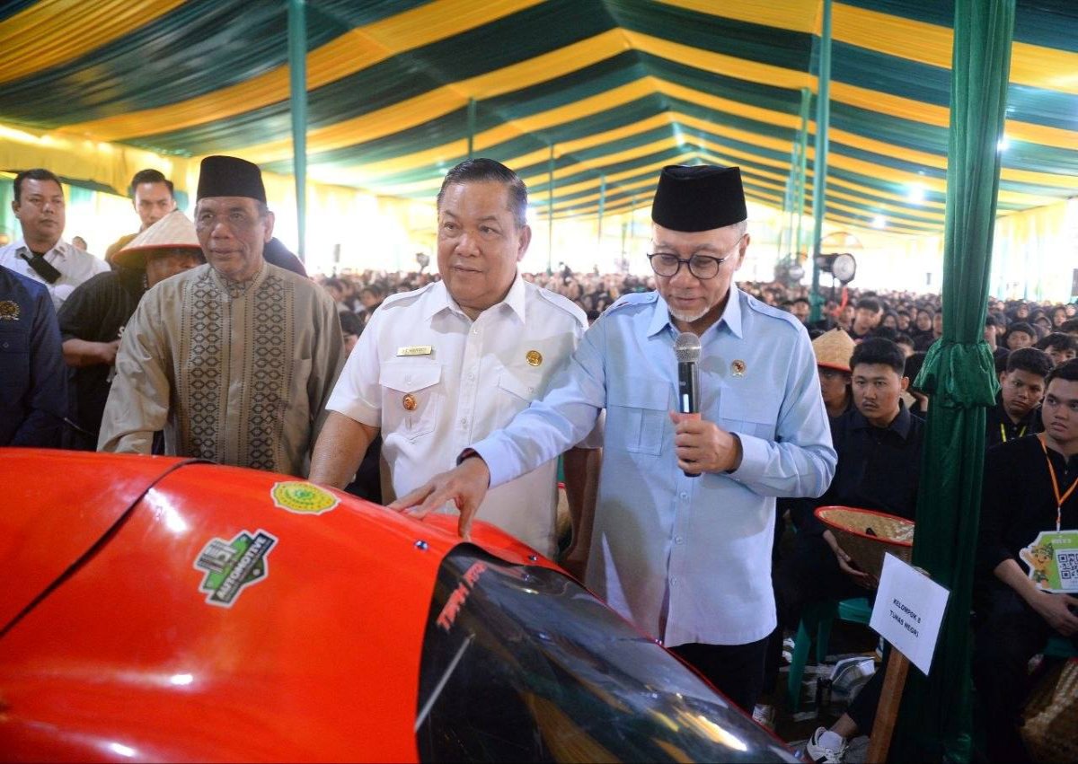 Di Hadapan Menko Zulhas, Plt Gubri Paparkan Kekuatan dan Tantangan Perkebunan Riau