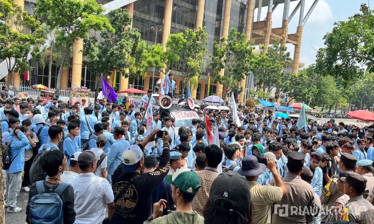 Mahasiswa Unri Sampaikan Lima Tuntutan Kebijakan Pembangunan Daerah