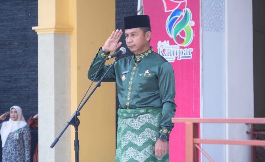 Pimpin Apel Gabungan, Bupati Kampar Tekankan Disiplin ASN dan Peningkatan Kinerja