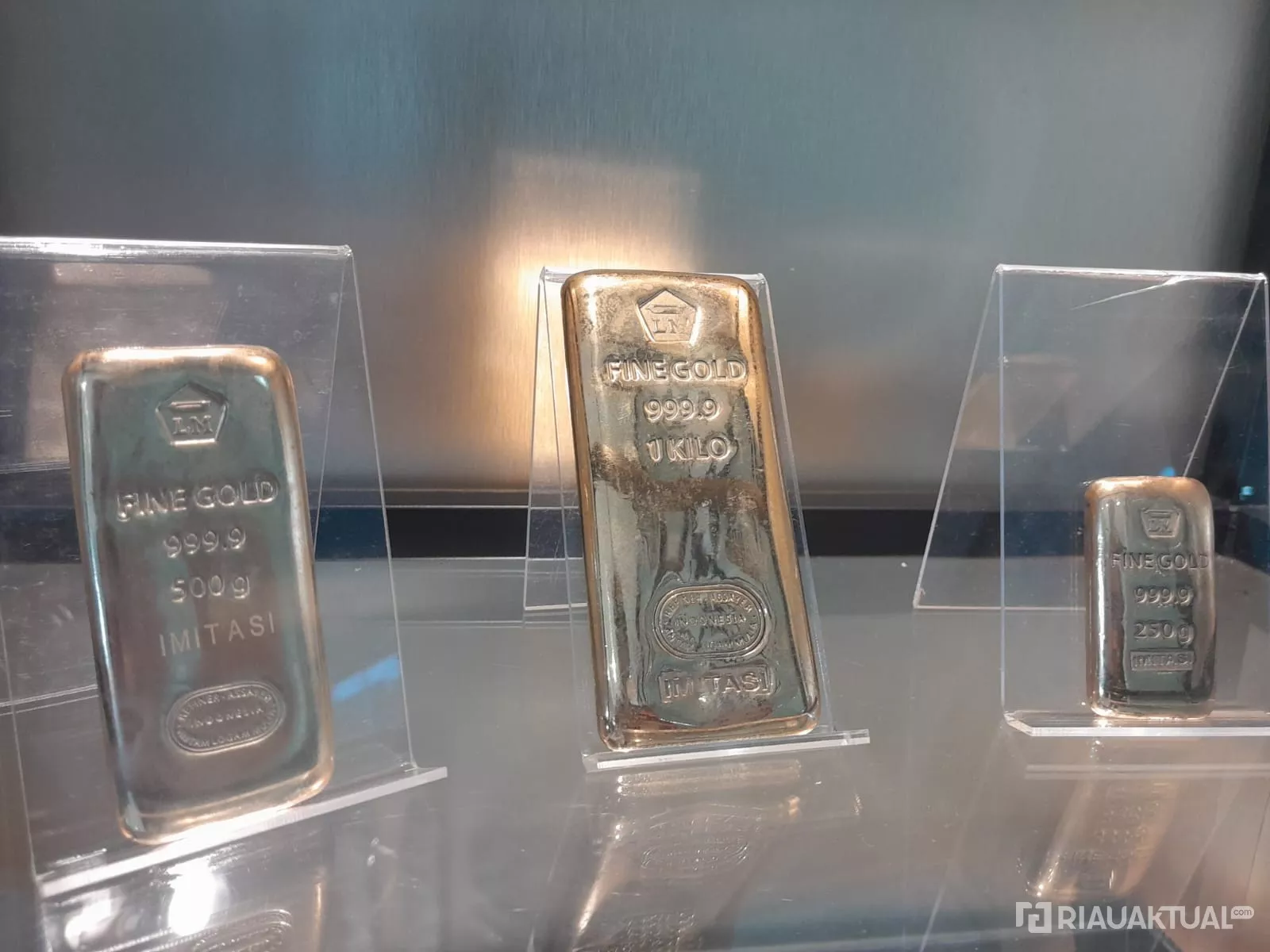 Emas Antam Hari Ini Dijual Rp 3.049 Juta per Gram