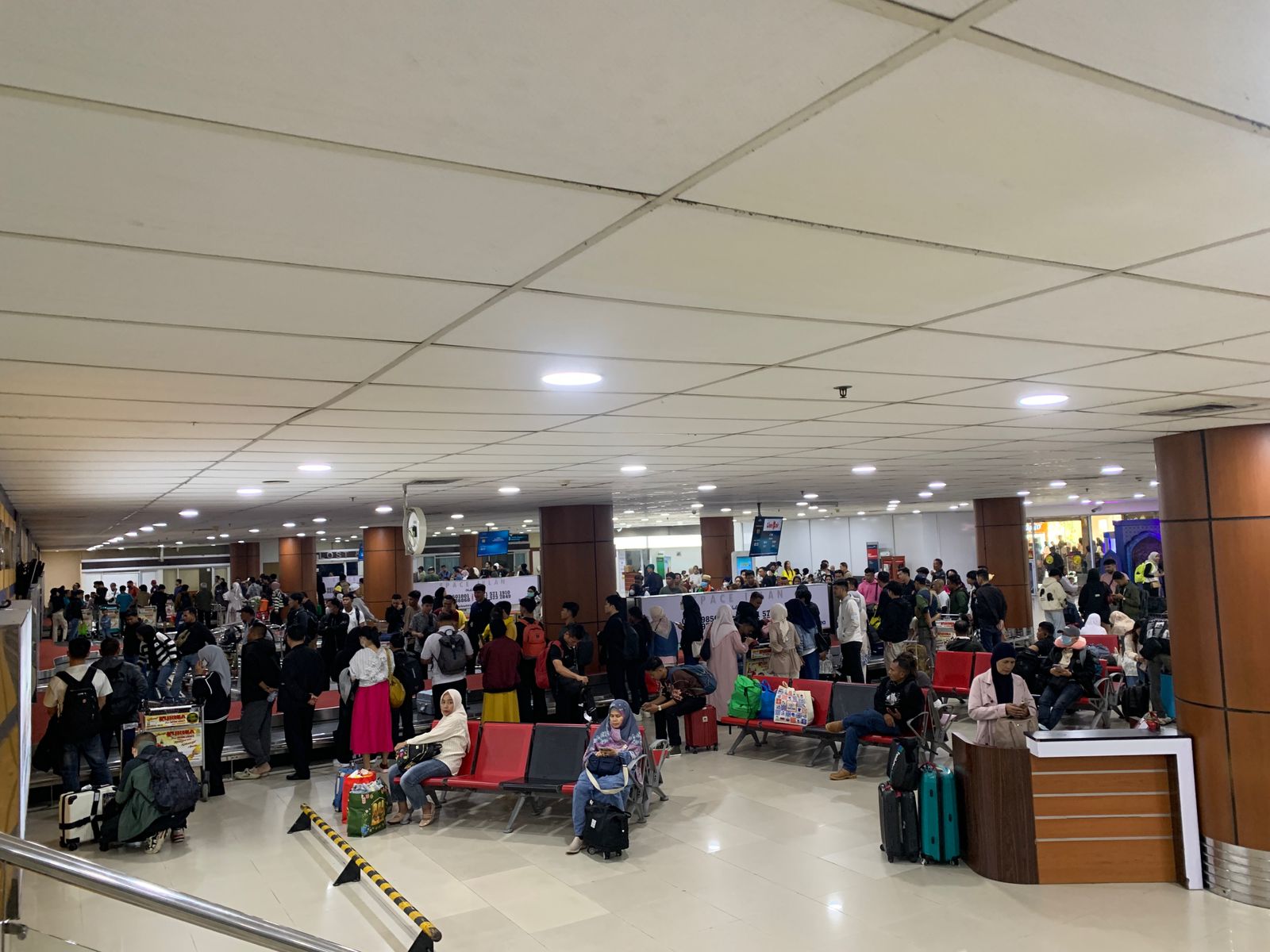 Arus Balik di Bandara Pekanbaru Mulai Melandai di H+5 Lebaran, Penumpang Turun 7,4% 