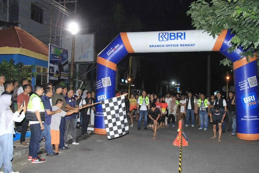 Rengat Night Run With Tanjak, Sprint 100 Meter Padukan Olahraga dan Budaya Melayu