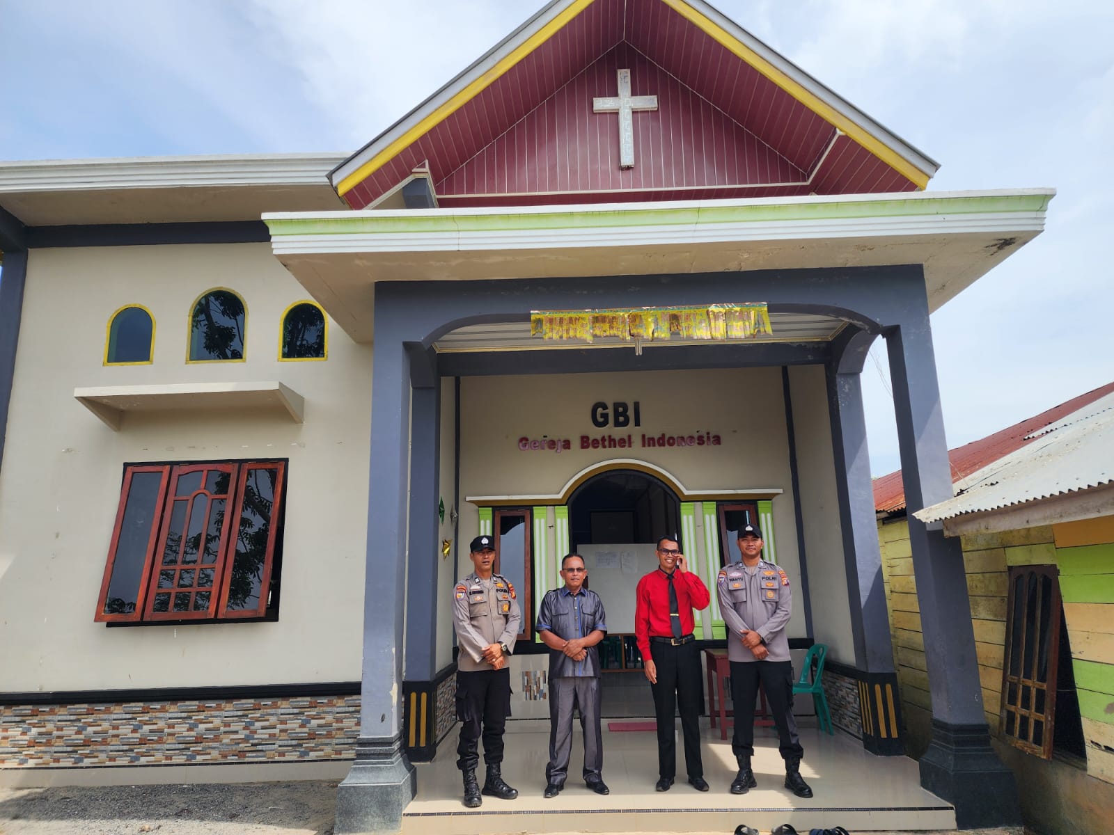 Polisi Siaga di Gereja Bangko Kiri, Cegah Gangguan Kamtibmas
