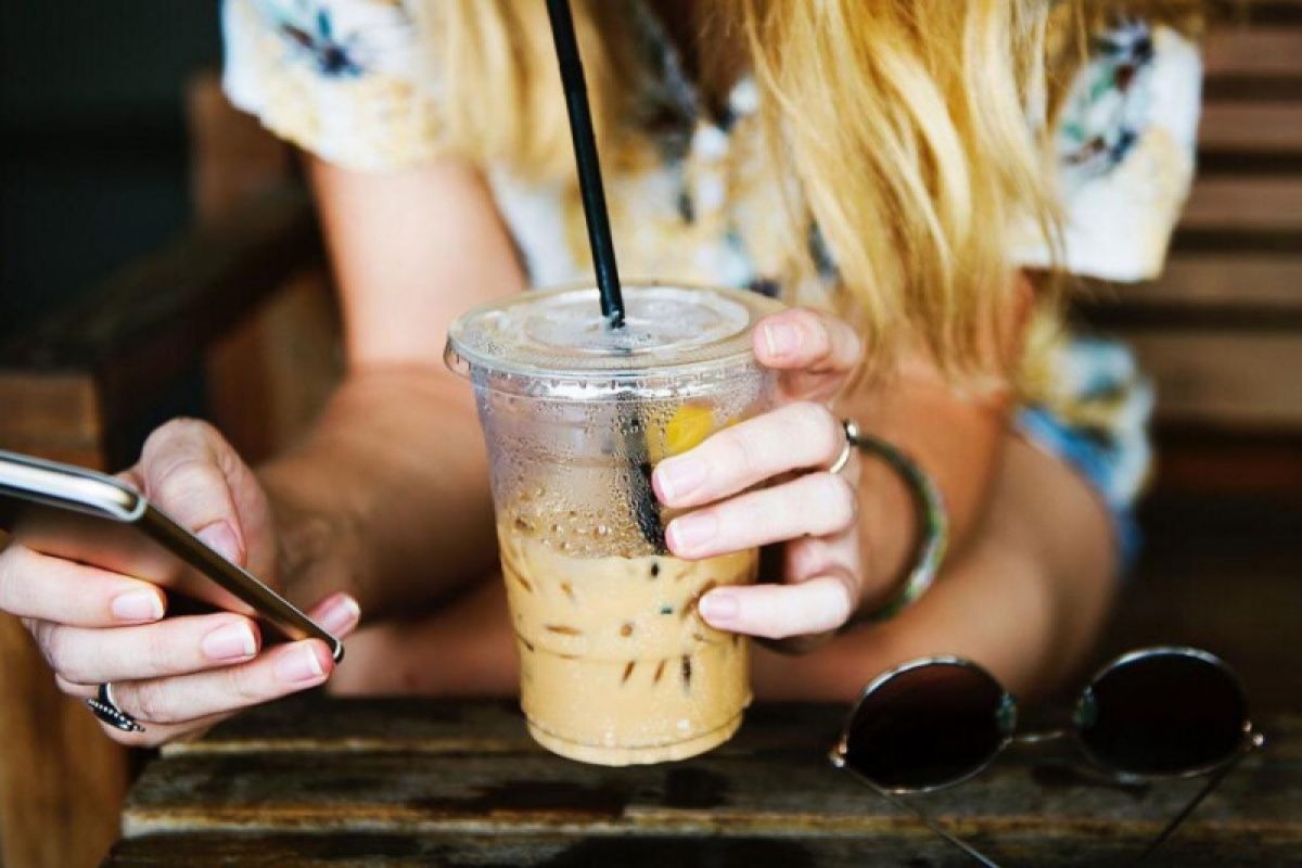 Riset: Kebiasaan Minum Minuman Berpemanis Fruktosa Tingkatkan Risiko Hipertensi