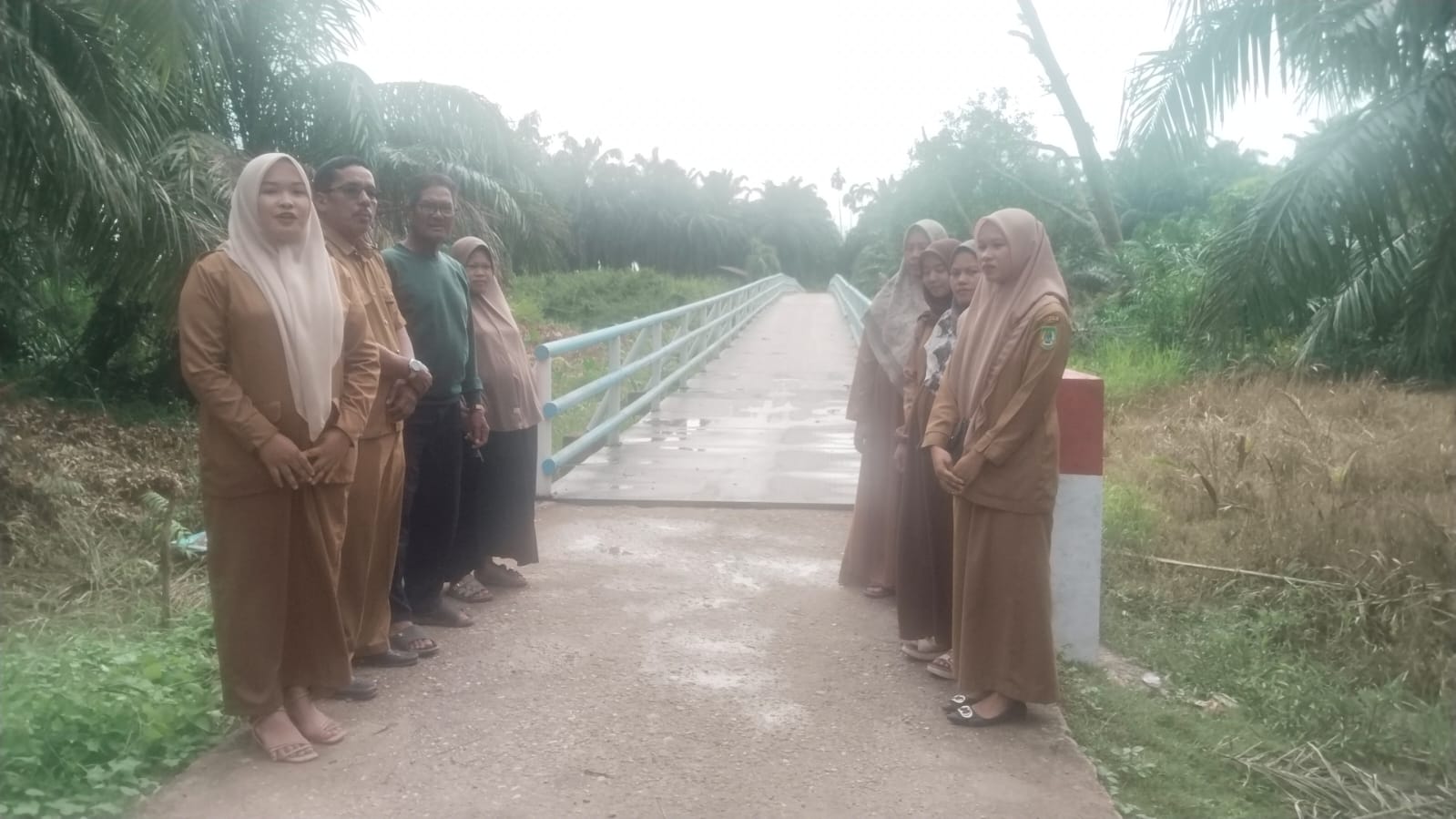 Jembatan Merah Putih Presisi di Rimba Melintang Rampung, Warga Harapan Jaya Sampaikan Terima Kasih kepada Polri
