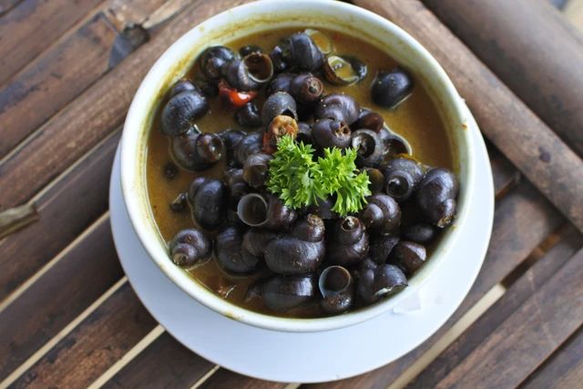 Halalkah Mengonsumsi Keong Sawah atau Tutut? Begini Penjelasannya Menurut Islam