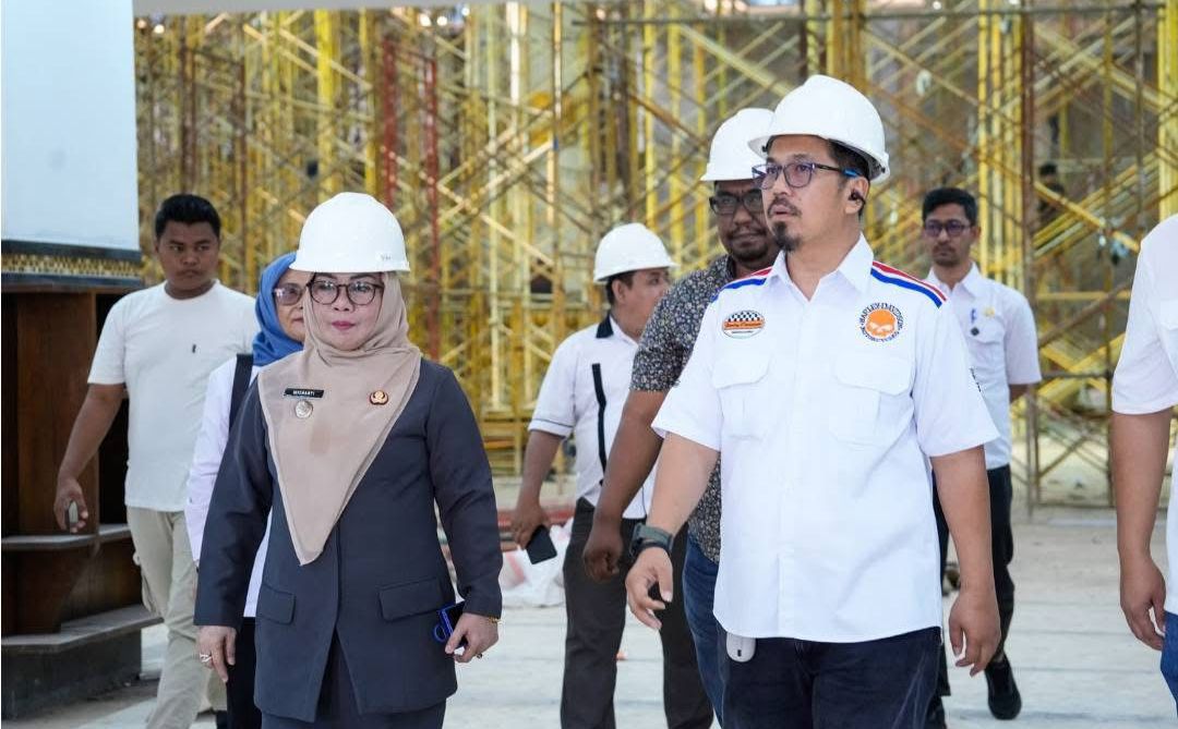 Wabup Kampar Tinjau Progres Rehabilitasi Masjid Al-Ihsan Markaz Islamy