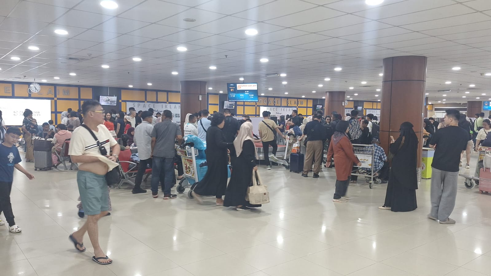 Arus Mudik–Balik Lebaran 2026 di Bandara SSK II Pekanbaru Naik, Penumpang Tembus 139 Ribu Orang 