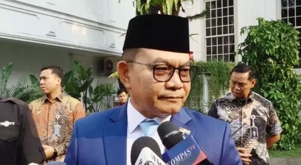Pemerintah Uji Bahan Pemadam dari Brasil untuk Atasi Karhutla