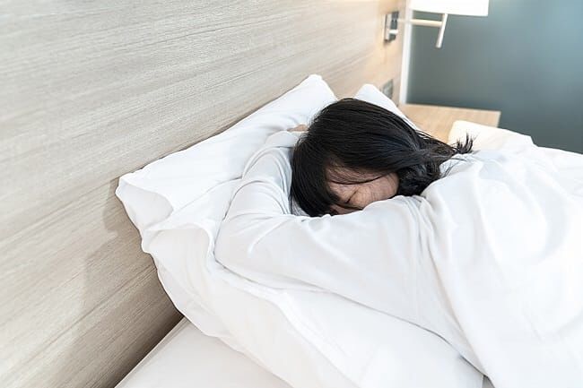 False Awakening: Saat Merasa Sudah Bangun Tidur tapi Malah Kena Prank Otak Sendiri