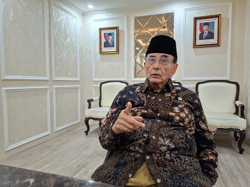 Ismeth Abdullah Doakan Tokoh Budaya Rida K. Liamsi Tabah Hadapi Masalah