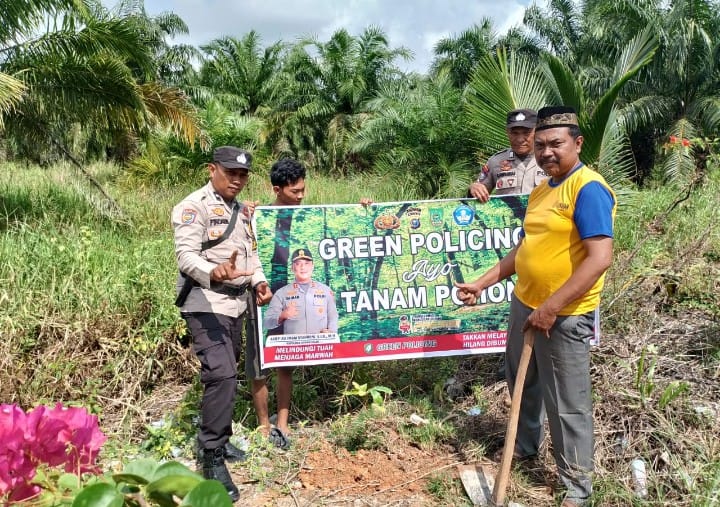 Polsek Rimba Melintang Cegah Karhutla dengan Program Green Policing Kapolda Riau