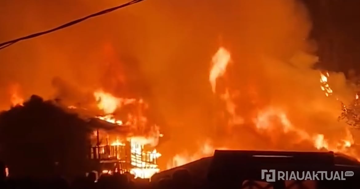 Asrama Putra Ponpes Syekh Burhanuddin di Kampar Terbakar