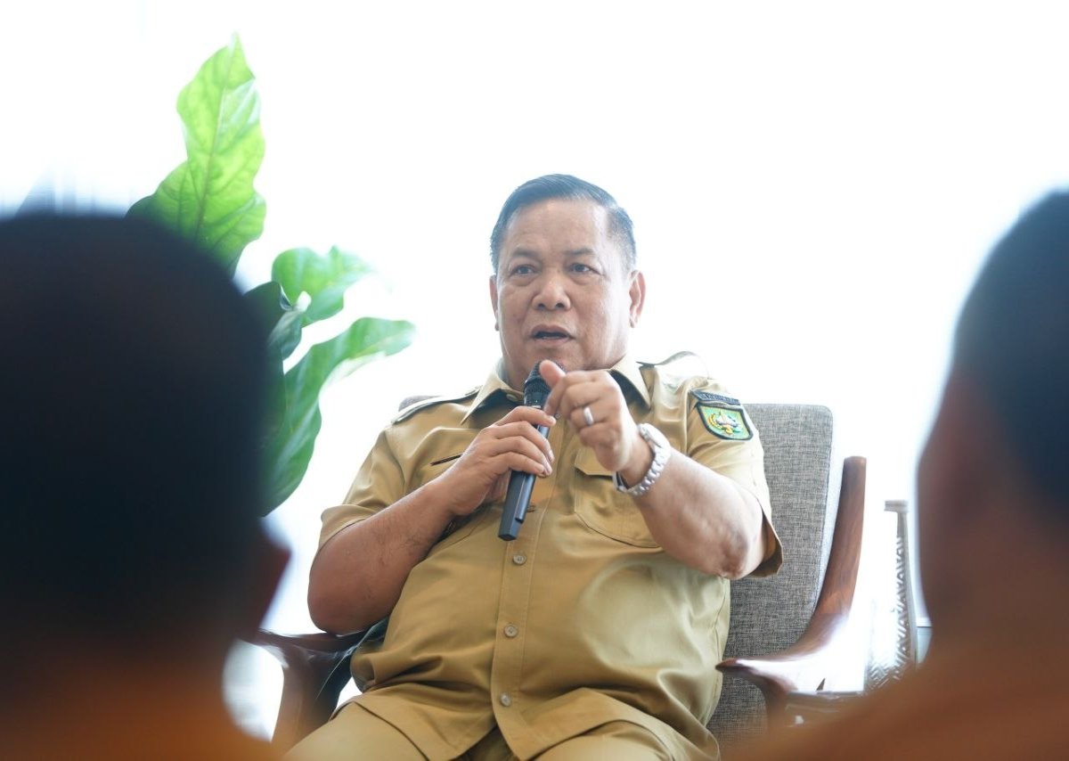 Dorong Peningkatan PAD, Plt Gubri Minta Pemko Pekanbaru Tertibkan Galian C Ilegal