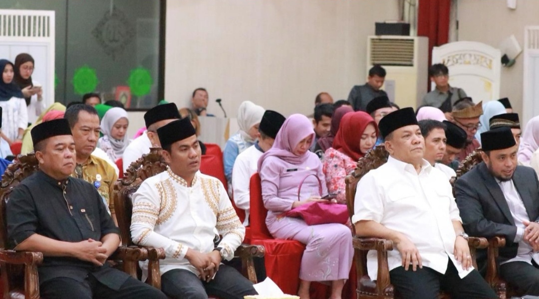 Pimpinan DPRD Riau Hadiri Gebyar Zakat Bersama Forkopimda