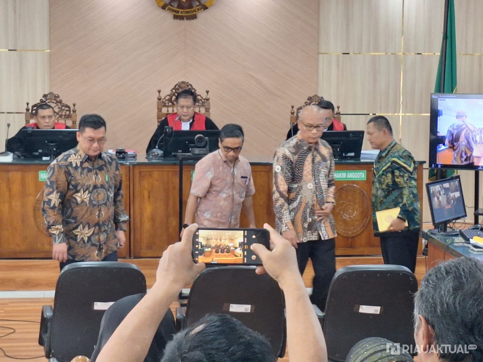 Sidang Abdul Wahid, Sekdaprov Riau Dicecar soal Anggaran