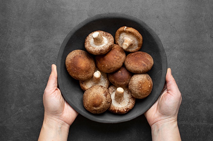 Makan Jamur Shiitake, Punggung Wanita Ini Dipenuhi Ruam Mirip Bekas Cambukan